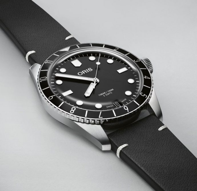 Divers Sixty-Five 12H Calibre 400 – Bild 5