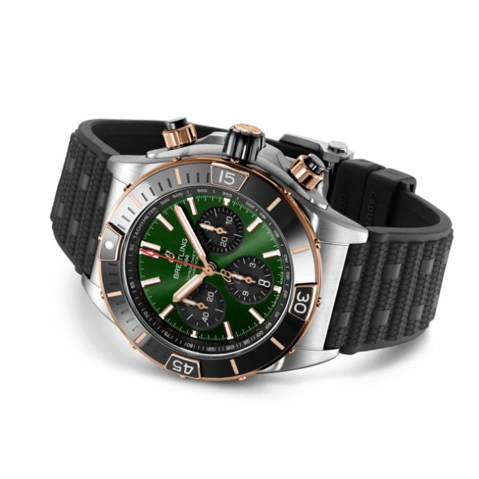 Super Chronomat B01 – Bild 3