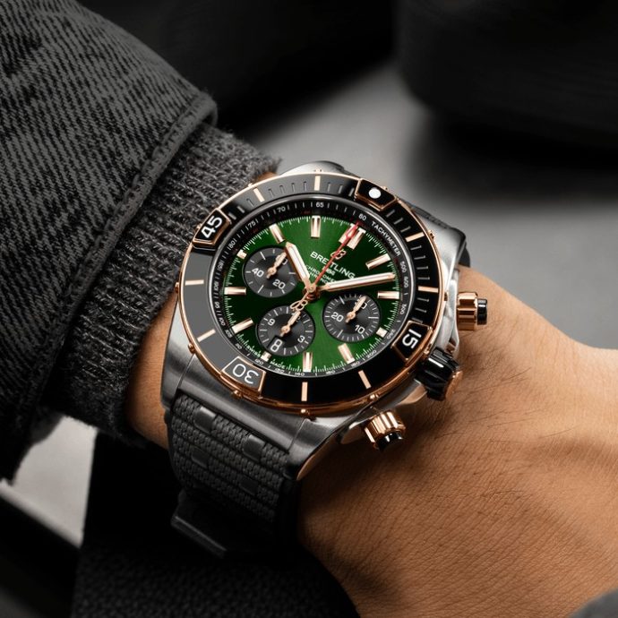 Super Chronomat B01 – Bild 5