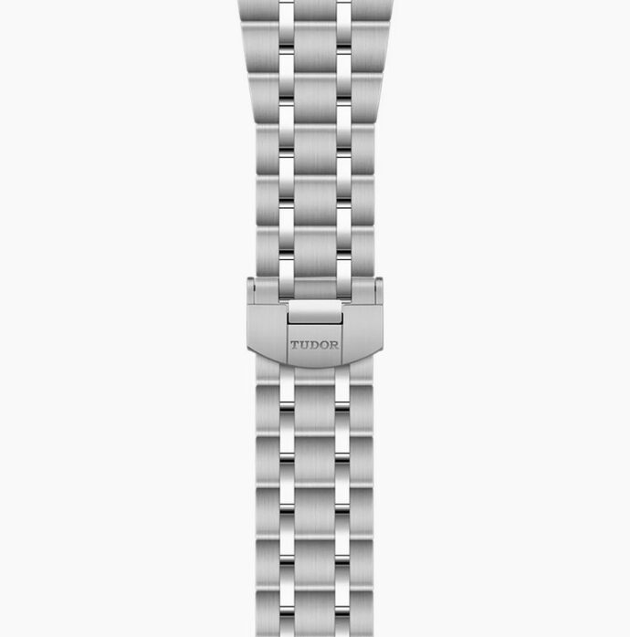 054 13167 1