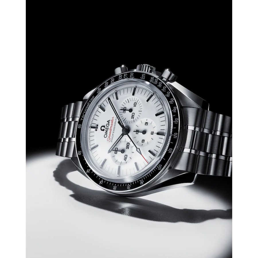 Speedmaster Moonwatch 054 17066 3