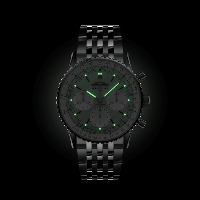 Navitimer B01 054 16782 4