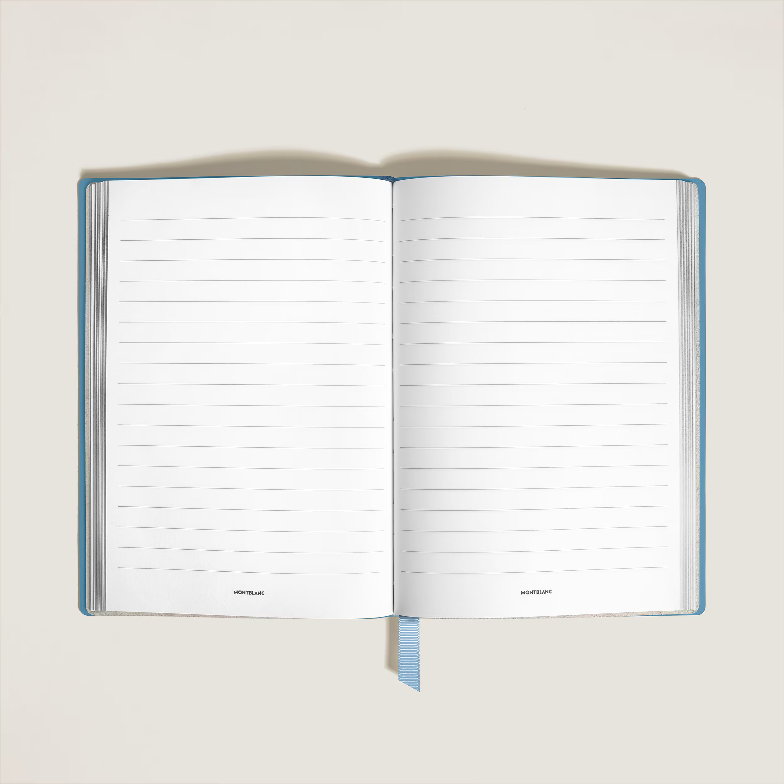 Mittelgroßes Notizbuch aus Sartorial Leder, Linierte Seiten 054 20167 1