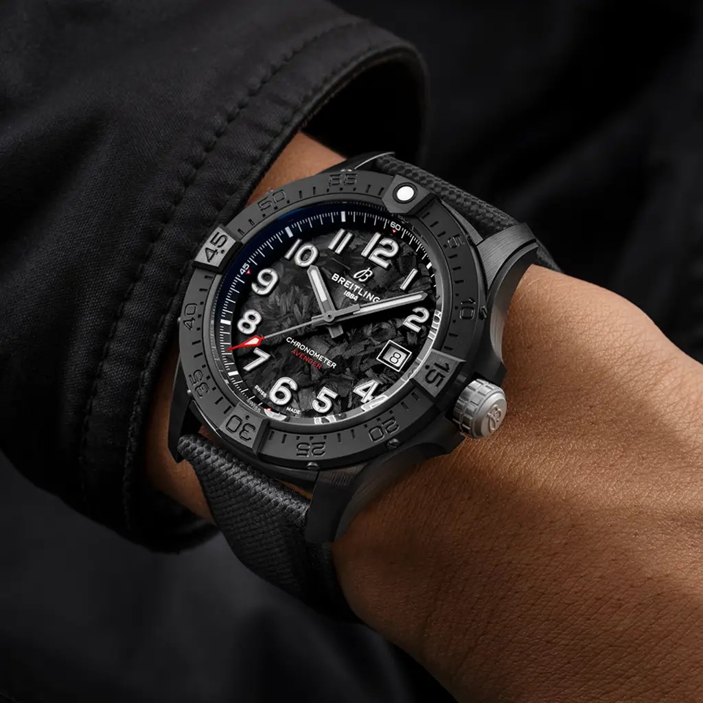 Avenger Automatic 42 Night Mission 054 17735 1