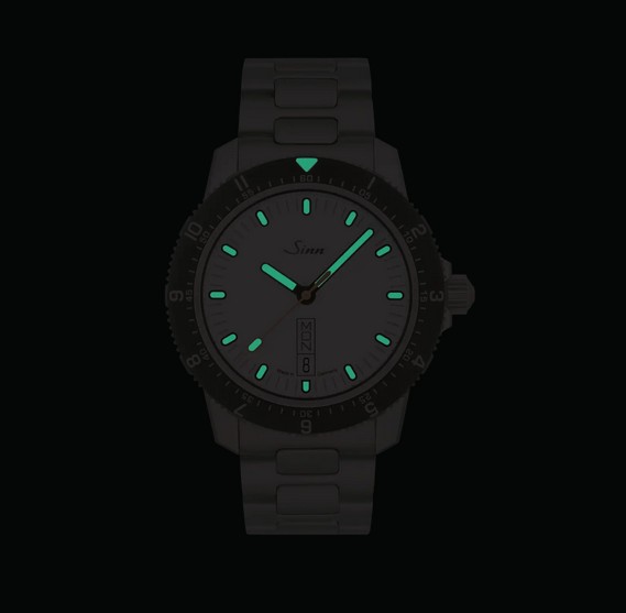 105 St Sa W 054 14133 4